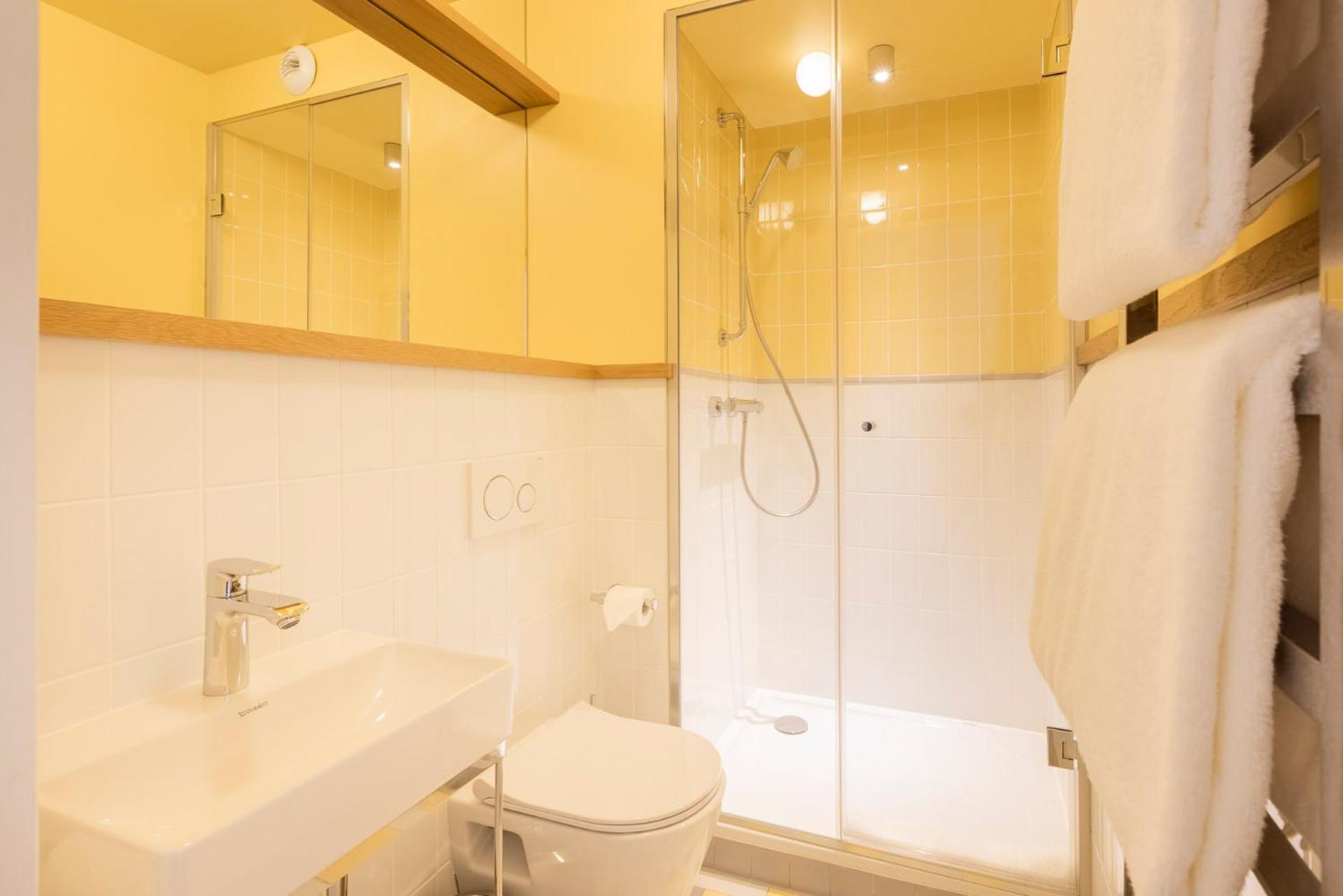 Superior Double Room,1273984123:JPEG